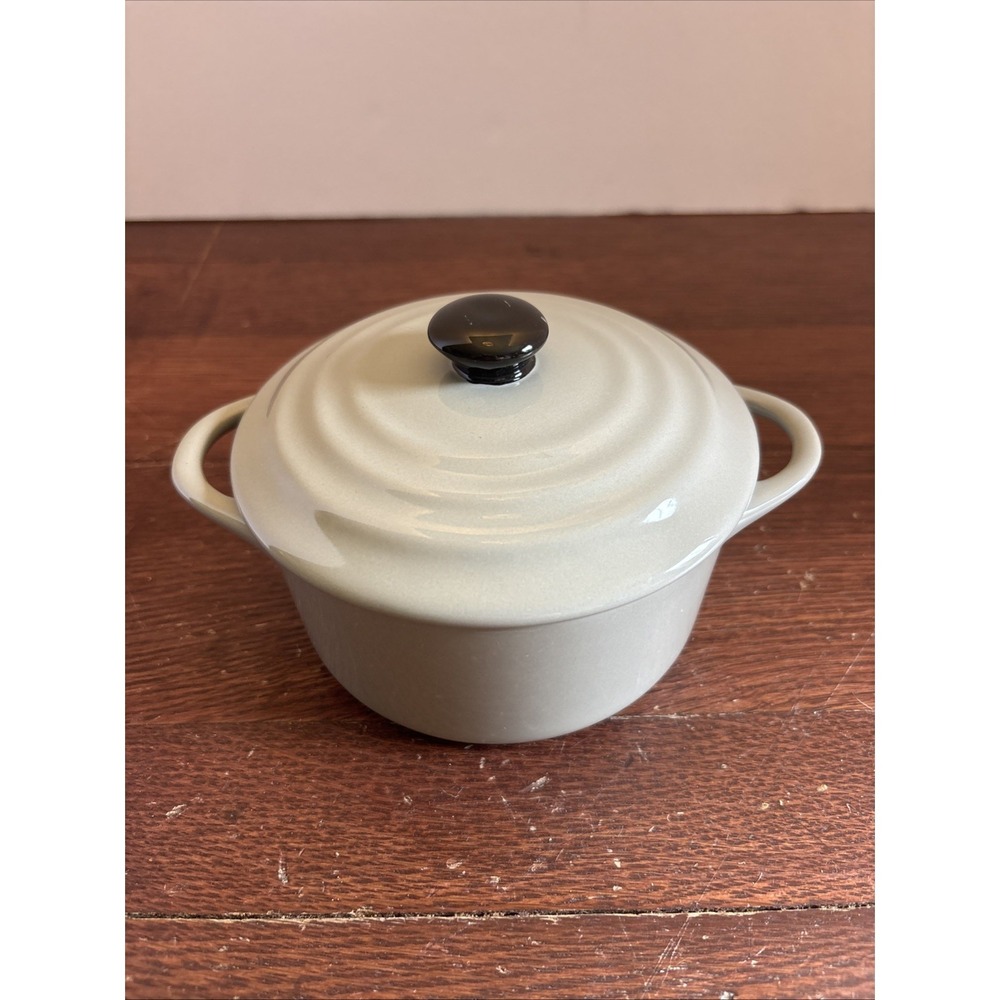1‎ Grey Creative Co-op Stoneware Mini/Individual Baker Dish with Lid EUC